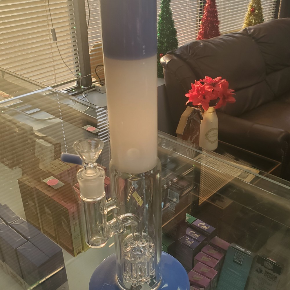 1 glass bong | BlueRoo Vape & Smoke Shop 1 glass bong | BlueRoo Vape & Smoke Shop