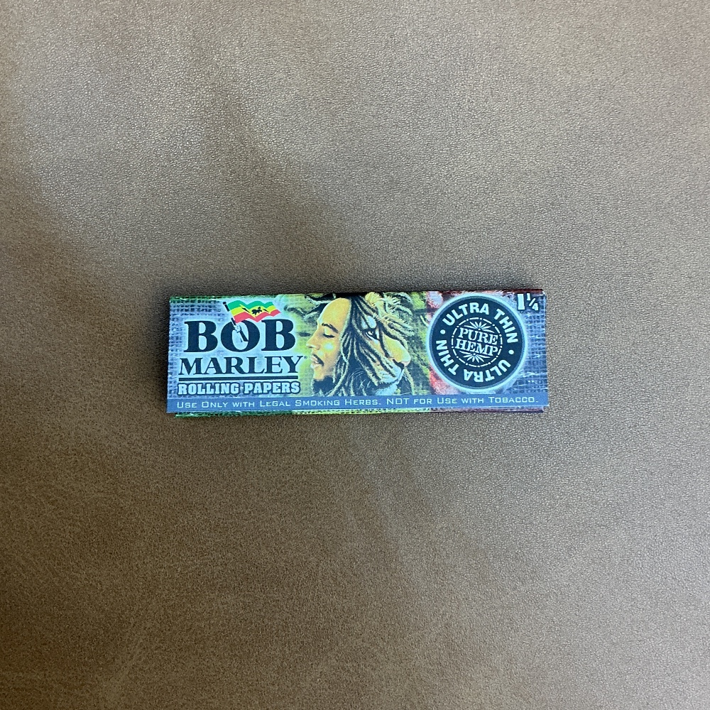 Bob Marley ultra thin rolling papers 1-1/4 size