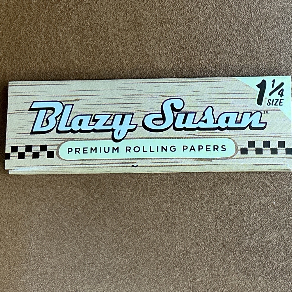 Blazy Susan Premium Rolling Paper 1.25