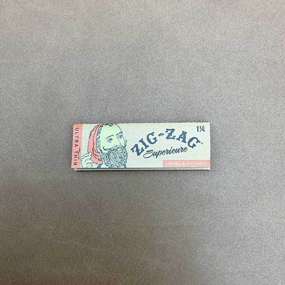 Zig-zag Unbleached 1-1/4 size rolling papers