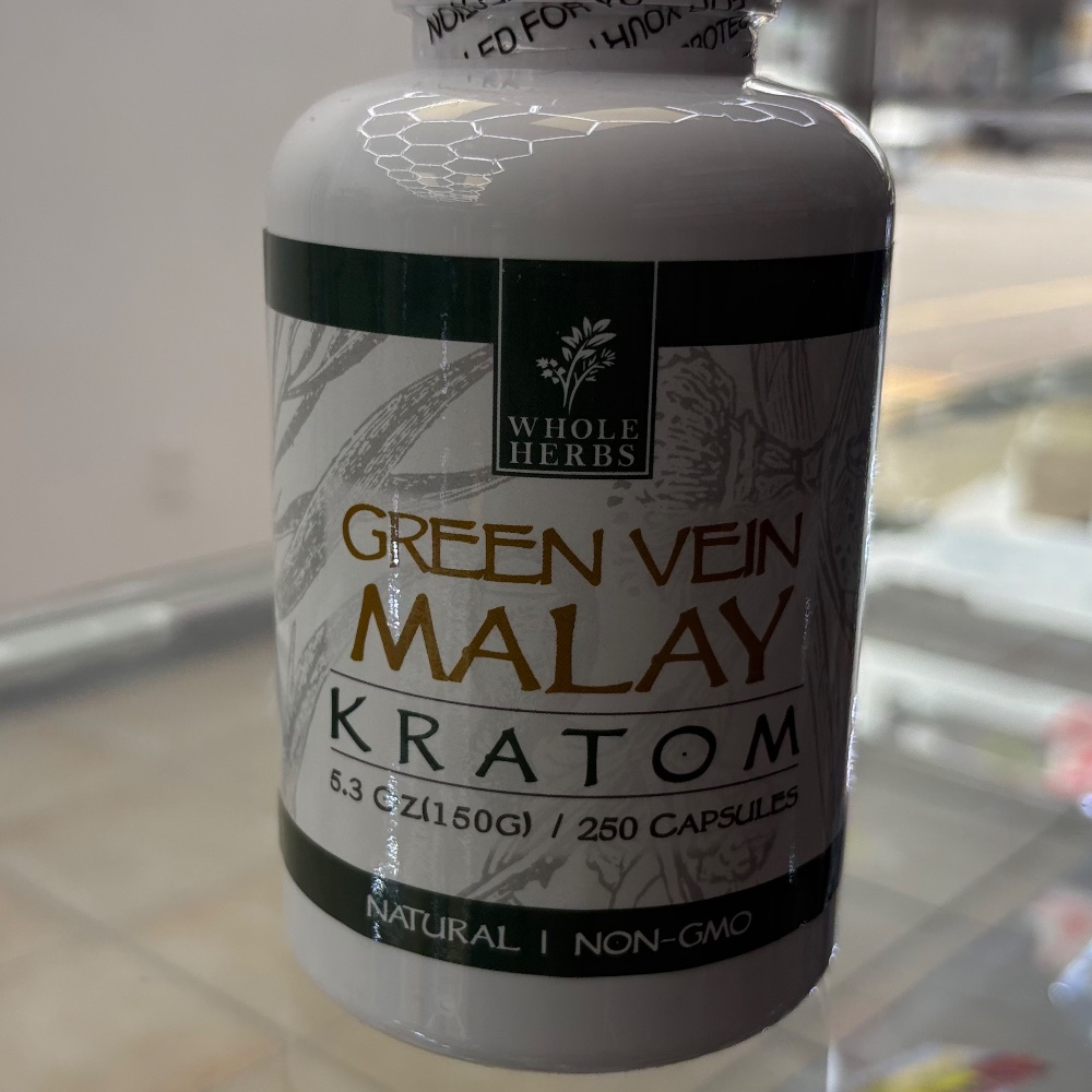 Whole Herbs Green Vein Malay Kratom Capsules 