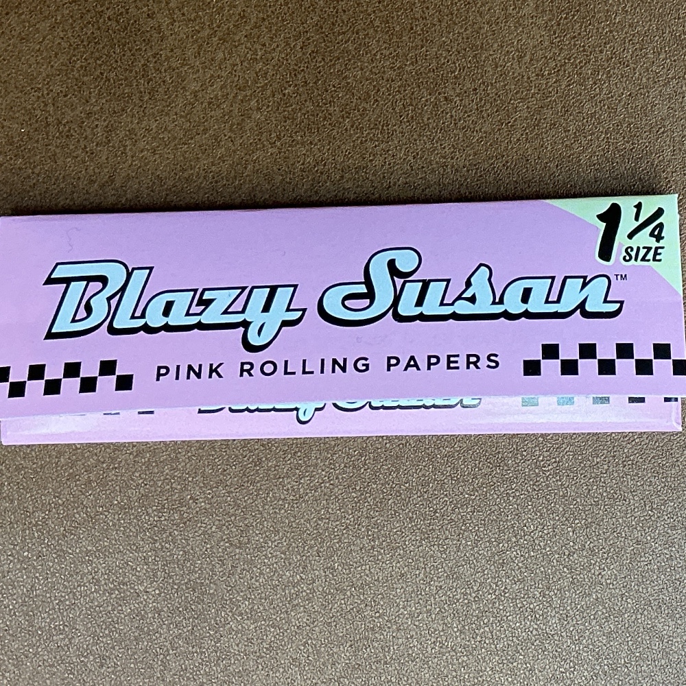 Blazy Susan Pink Rolling Papers 1.25